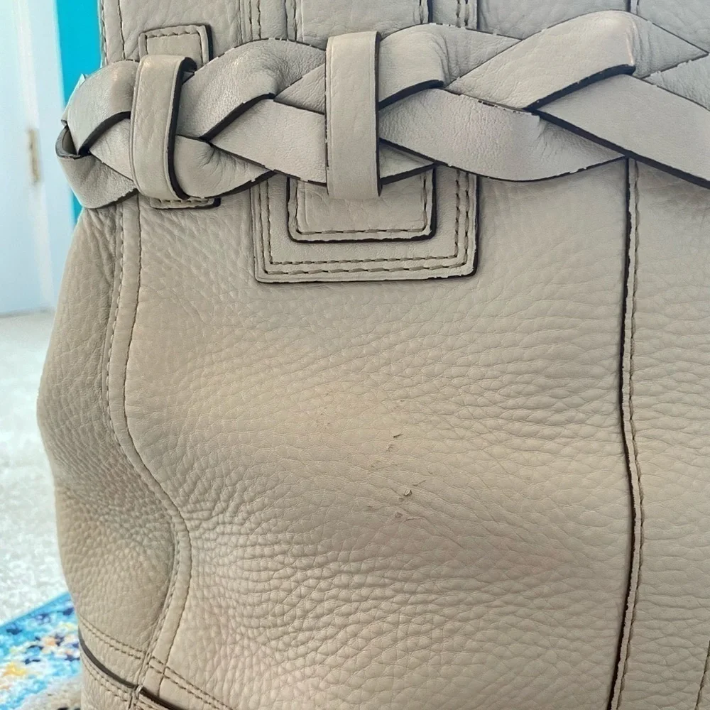 Coach Limited Edition Pebbled Leather Shoulder Tote Satchel Bag J0693-10530